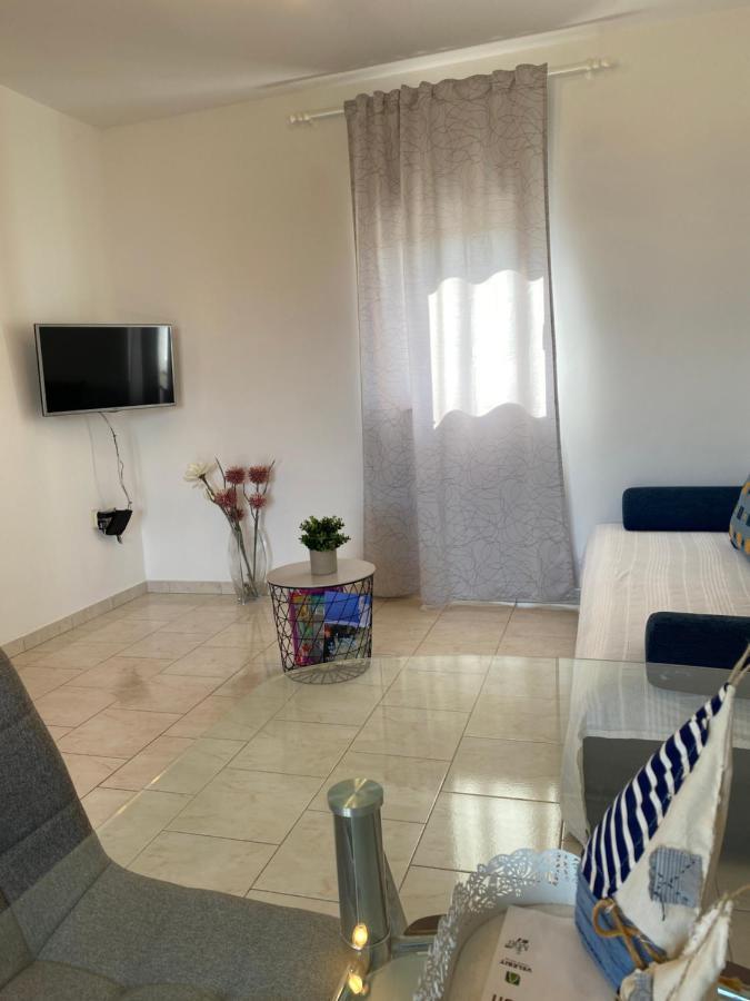 Apartments Mikecin Novigrad  Ngoại thất bức ảnh